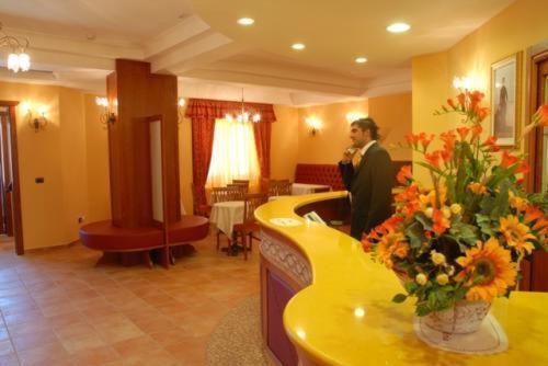 Hotel Duca Di Calabria Serra San Bruno Esterno foto