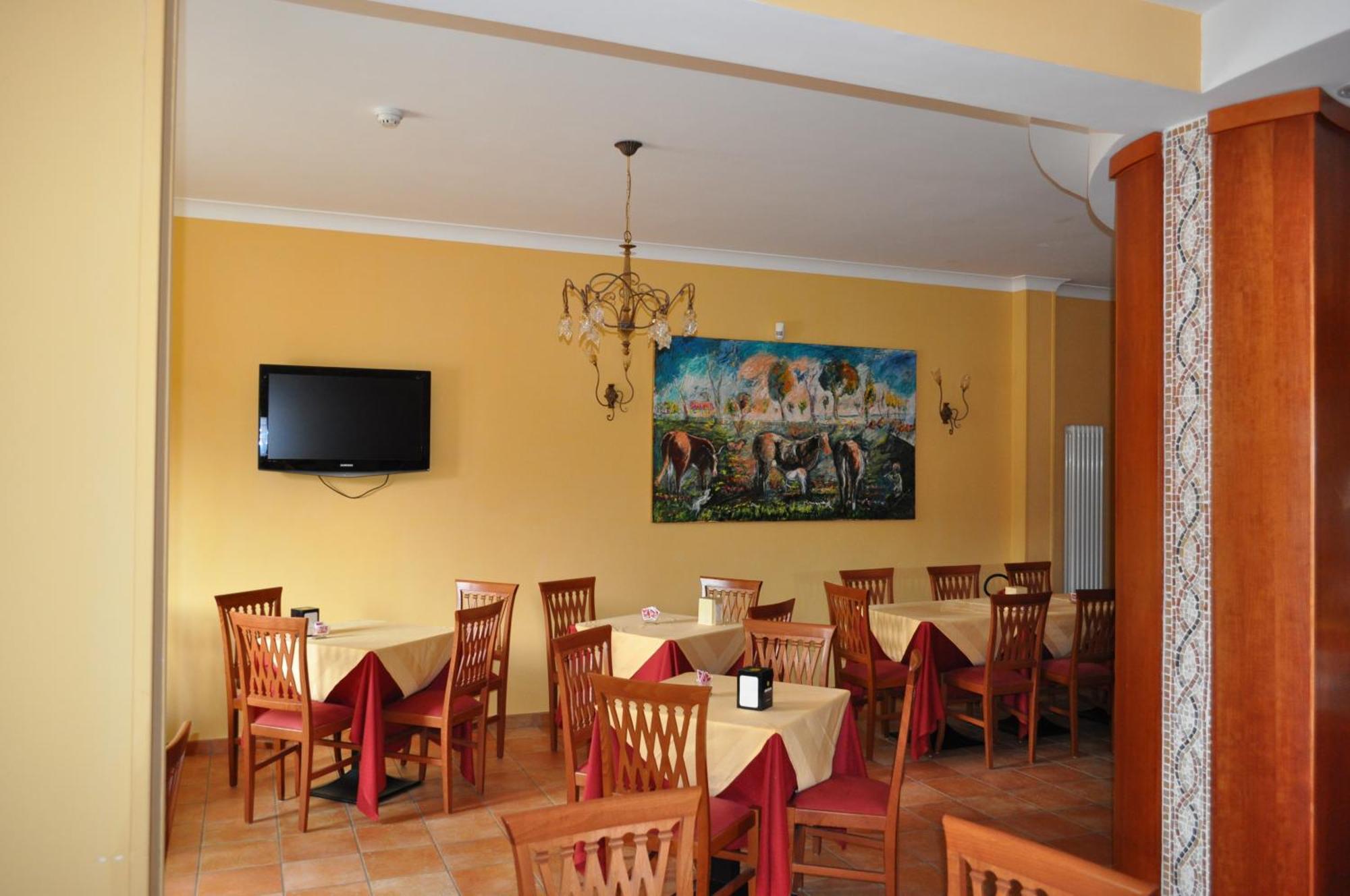 Hotel Duca Di Calabria Serra San Bruno Esterno foto